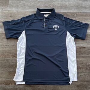 Chiliwear University of Connecticut Huskies Golf Shirt
Men’s Size M